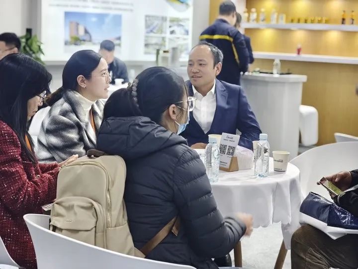 1741165487671947.jpg CBST07.jpg